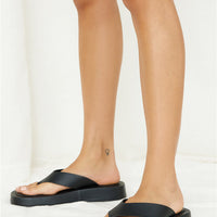 VERALI Bouncer Flatform Thongs Black Smooth