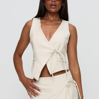 Covent Garden Asymmetrical Set Cream