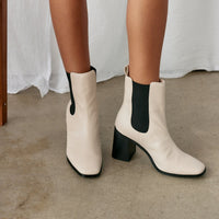 VERALI Link Chelsea Gusset Boots Bone