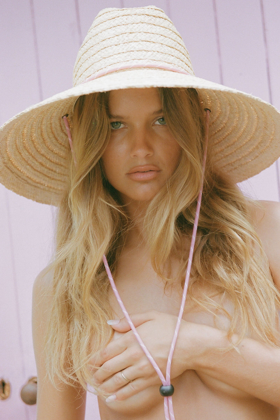 The Vista - Raffia